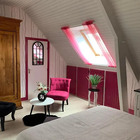 Les Grillettes Bed & Breakfast